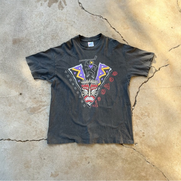 VANCOUVER VOODOO VINTAGE 90s single stitch hockey sports shirt hanes beefy faded - Picture 2 of 4